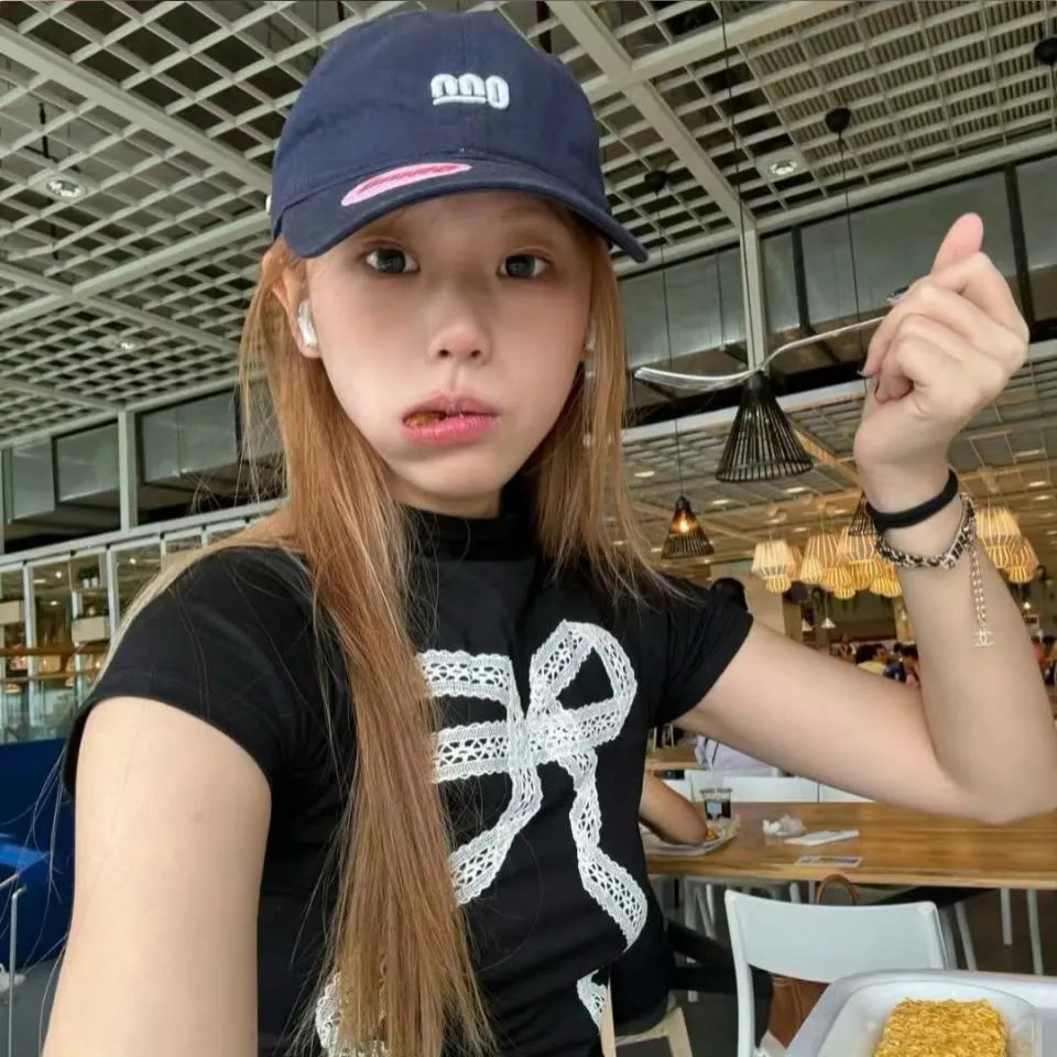 那年,我们爱得闪闪发亮